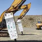 سواق بوكلين يبحث عن عمل خبره في الطرنشات والحفريات وذو خبره