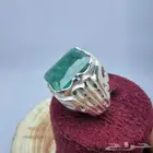 خواتم ب احجار زمرد