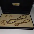 طقم هدية جديد