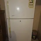 ثلاجة ومرتبه للبيع