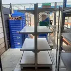 رفوف سوبر ماركت ومستودع