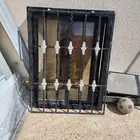 للبيع شباك واحد فقط ماعندي غيرو