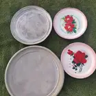 صحون معدن وغضار