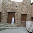 معلم بنيان حجر وسواق بكلين