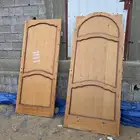 12 باب خشب