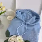 هودي القلب ليحتضنك دائما  بدلا  عني تصميم راقي