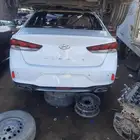 هونداي سوناتا 2019 وكيا سيرنتو 2017 تشليح قطع غيار فقط