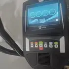 للبيع دراجه رياضيه. شاشة اندرويد. أسباني شبه جديده على السوم