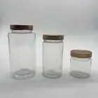 علب للعسل بلاستيك وزجاج مع فلين