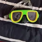 مستلزمات السباحة