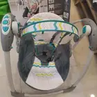 هزازه أطفال وطاوله