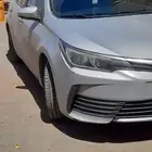 للبيع كورولا موديل 2018 عداد200 السوم 45 والبيع قريب