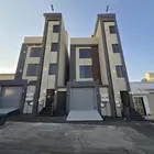 للبيع شقق علويه VIP سطح مستقل 6غرف من 500 ألف حي درة الموسي