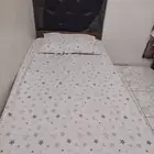 عدد 2 سرير سنجل بحاله جيده جدا واتنين مرتبه جيده