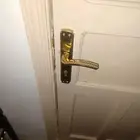 فك أبواب مقفله جوال الرجاء الاتصال لعدم فتح