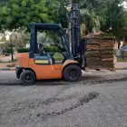رافعات شوكيه فواركلفت للايجار 0508119399