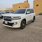 لاندكروزر 2021 فل كامل مالك الأول