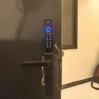 تركيب قفل باب ذكي باب ذكي