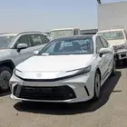 تويوتا كامري LE هايبرد 2025