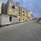 للبيع متبقي دور علوي 6غرف VIP بسطح مستقل من 520 ألف بالضيافه