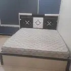 شاشة LG _سرير كبير _مرتبه كبيرة