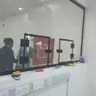 زجاج ومرياء وسكوريت