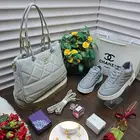 شوزات شناط العيد