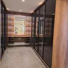 ديكورات خشبيه وخزائن ملابس حسب الطلب