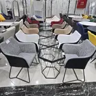 كرسيين وطاوله كافي