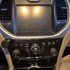 شاشة مع الديكور و مشغل سي دي كاملة 300C CHRYSLER