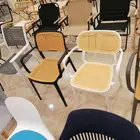 كراسي فايبر ب اشكال مختلفة
