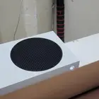 اكس بوكس سيريس اس نظيف جدا استخدم قليله