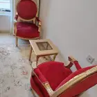 كرسي وطاوله