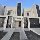 للبيع روف علوى مع ملحق بمدخل سياره وسط الخدمات بحي الوسام