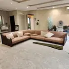 كنب بحالة جيدة للبيع