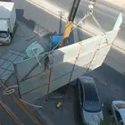 فك لوح محلات ازاله استيكرات واجهات واعلانات