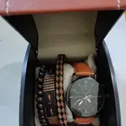ساعة رجالية فخمة مع إكسسواراتها