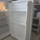 ثلاجة صغيرة