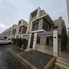 للبيع فيلا دورين وملحق تشطيب فاخر وسط الخدمات بحي درة الموسي