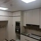 فني مطابخ حديثه