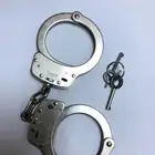 كلبش أمريكي شبيه للعهدة
