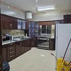 شقة مؤثثة فاخرة للإيجار اليومي موقع مميز