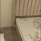 سرير مفرد للبيع