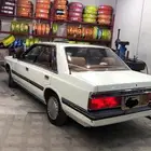 للبيع لوريل 240L موديل 1986