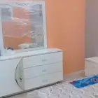 شقه مفروشه بجده غرفه وصاله شهري فاخره ح الواحه التحليه