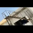 حديد درج مجلفن للبيع ب 1000 والفك عليك