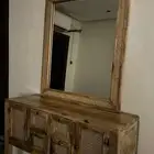 طاوله والمرايا السعر 1500 والعجانه سعرها 250