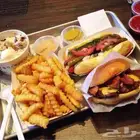 تجهيز المطاعم وتشغيلها و ( تجهيز براند )