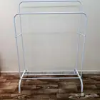 علاقة ملابس
