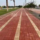 للبيع أرض سكنية في حي الافراح قريبة من الحديقة